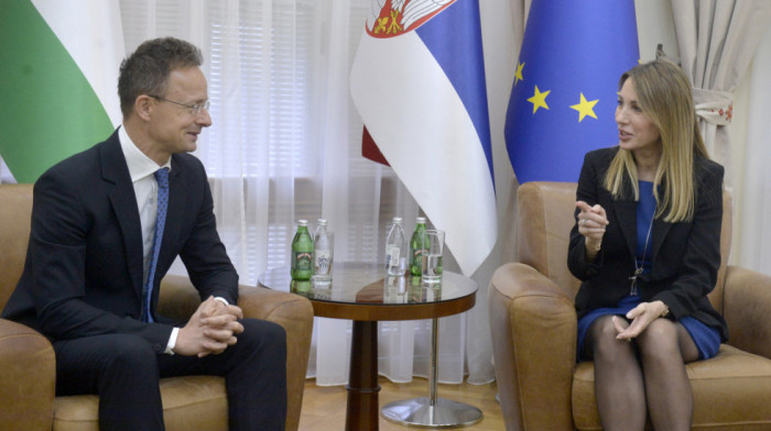 Đedović Handanović sutra u Beogradu sa mađarskim ministrom Sijartom