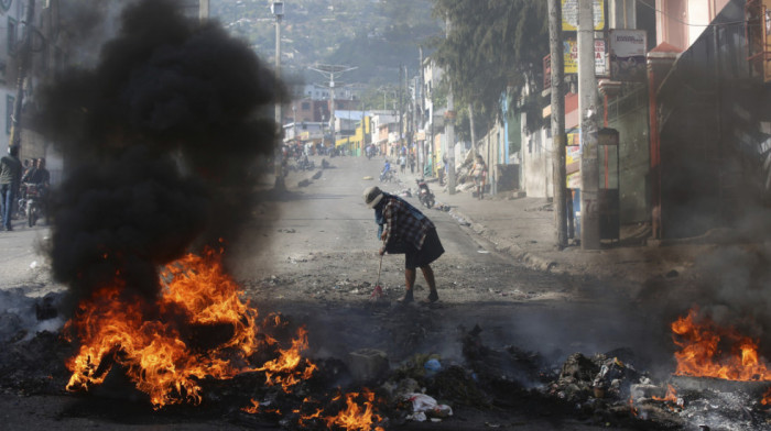 Masakr na Haitiju: Najmanje 70 mrtvih u napadu na civile, uništeno 50 kuća