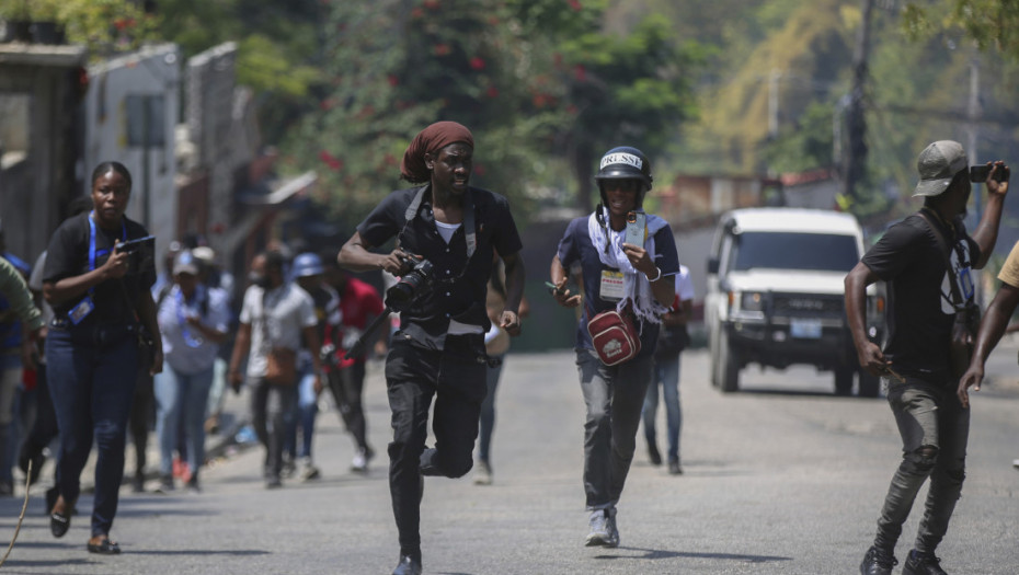 Kriminalne bande kontrolišu Haiti: Amerikanci za informacije o njima nude nagradu od tri miliona dolara