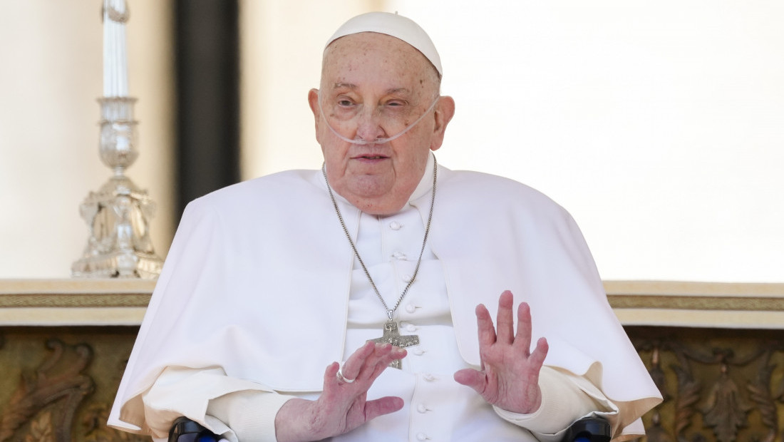 Papa apelovao na mir u kriznim područjima: Neka oružje zaćuti