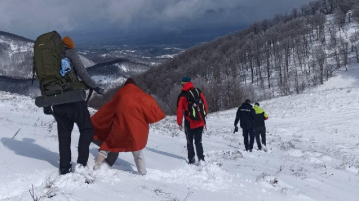 Evakuacija na planini Jablanik: Ruski državljani ostali zaglavljeni u snegu