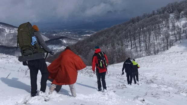 Evakuacija na planini Jablanik: Ruski državljani ostali zaglavljeni u snegu