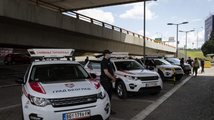 Kazne za nepropisno parkiranje i dalje stižu na kućne adrese: Da li se planira uvođenje onlajn sistema za proveru?
