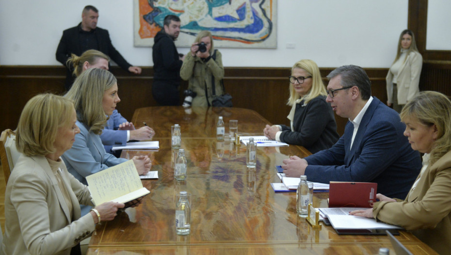 Vučić sa švedskom ministarkom o evropskom putu Srbije i situaciji u zemlji i svetu
