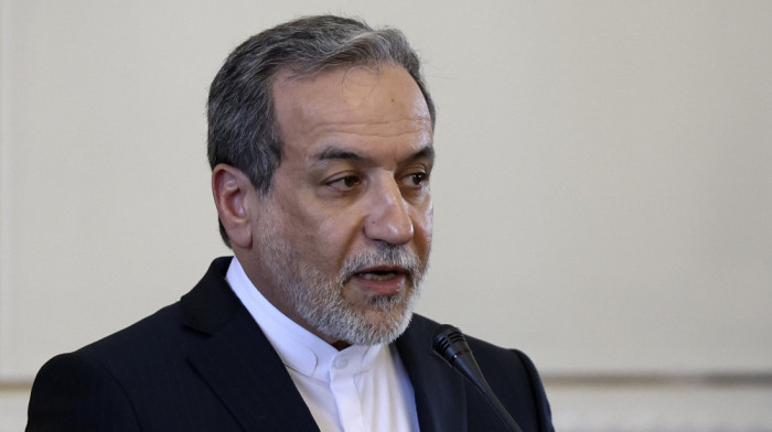Arakči: Iran nije voljan da pregovara o svom pravu da obogaćuje uranijum