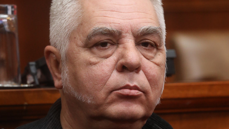 Bratina u uskršnjoj čestitki: Radio televiziji Srbije omogućiti redovne uslove za rad