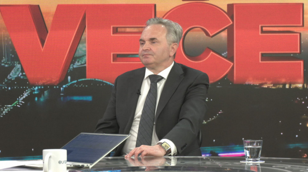 Bećirović o ostavci Kurtija: Taktički potez, uklonio je sa scene OVK, on će biti novi-stari mandatar u Prištini