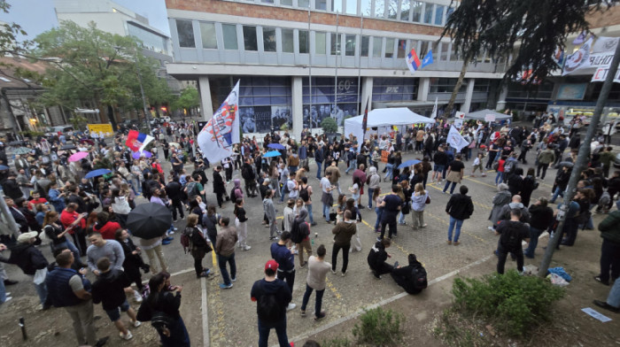 Blokada RTS-a ulazi u 70. sat: Studenti u blokadi traže izbor novih članova REM-a ili gašenje javnog servisa