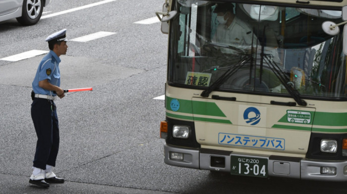 Vozač autobusa u Japanu izgubio 73.000 evra otpremnine nakon što je ukrao šest evra