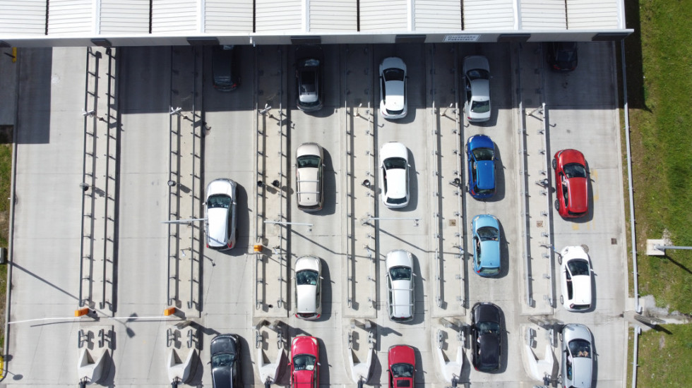 AMSS: Bez zadržavanja na putničkim i teretnim terminalima, dobri uslovi za vožnju