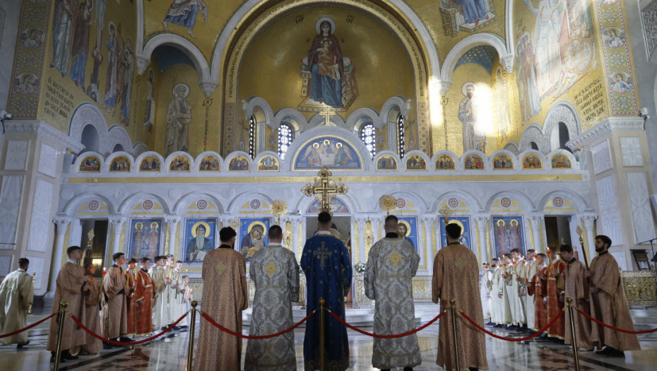 Patrijarh srpski Porfirije u Hramu Svetog Save služi parastos stradalima na Železničkoj stanici u Novom Sadu