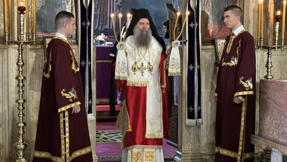 Patrijarh Porfirije služio Svetu liturgiju u manastiru Visoki Dečani