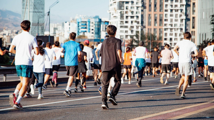 Dva takmičara preminula na polumaratonskoj trci u Kazahstanu