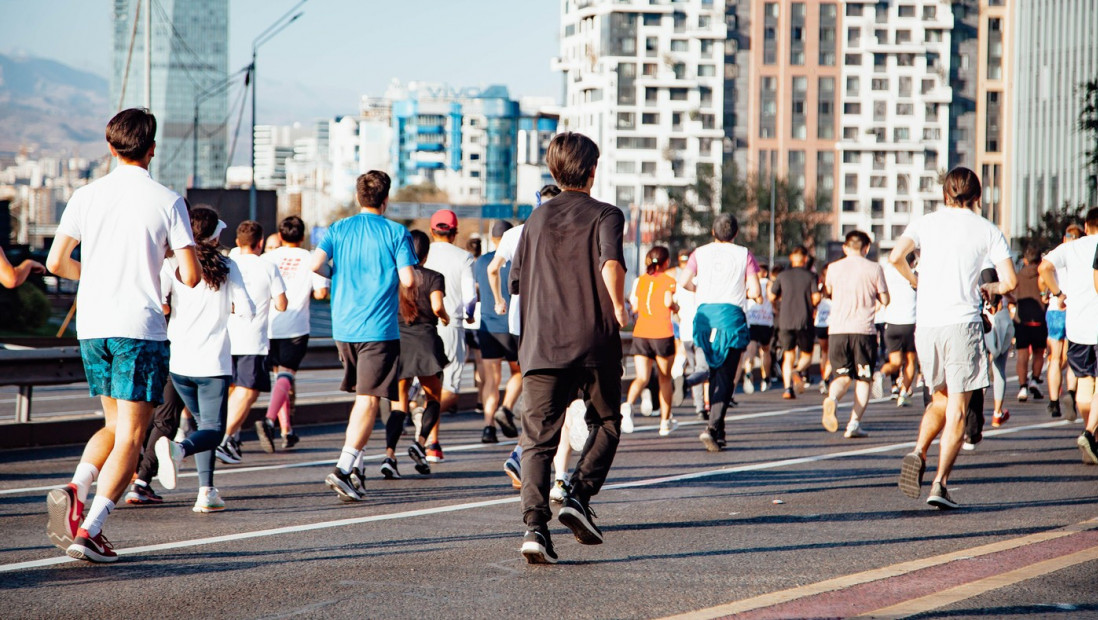 Dva takmičara preminula na polumaratonskoj trci u Kazahstanu