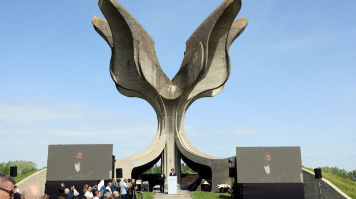 Relativizacija zločina u Jasenovcu: Štrbac za Euronews Srbija o pokušaju umanjenja žrtava ustaškog režima NDH