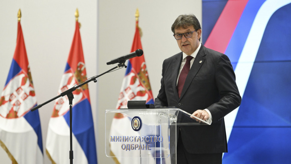 Gašić: Ponoš da odgovori zašto je uništavao Vojsku Srbije