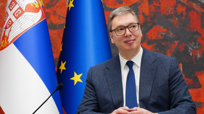 Vučić najavio uvođenje Alimentacionog fonda: Velika podrška majkama i najmlađima