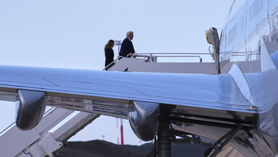 Donald i Melanija Tramp napustili Rim ubrzo nakon što je završena sahrana pape Franje