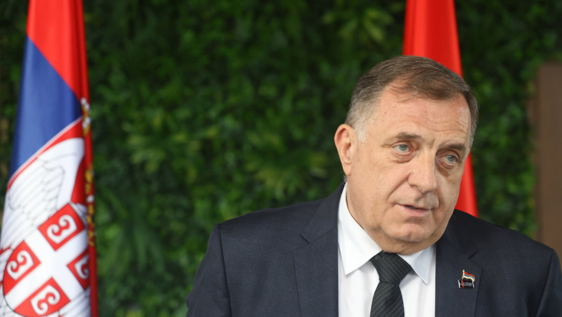 Dodik: Ko ne zna istoriju osuđen je da je prekraja