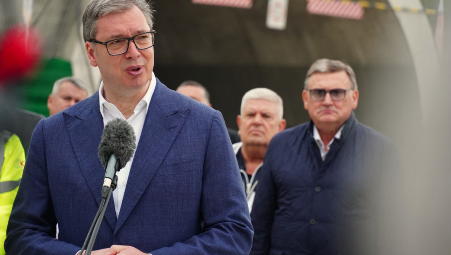 Vučić: Patrijarh je u Moskvi govorio istinu kada je rekao da je u Srbiji u toku obojena revolucija