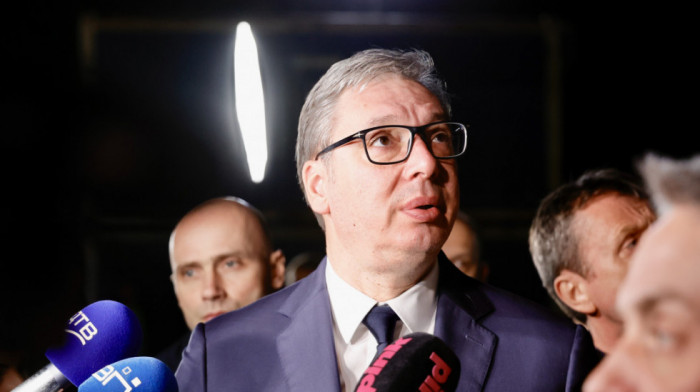 Vučić: Država sve učinila u pogledu odgovornosti za pad nastrešnice
