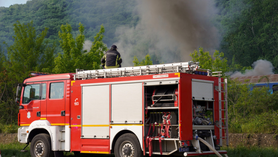 Požar kod železničke stanice Topčider, gore napušteni vagoni