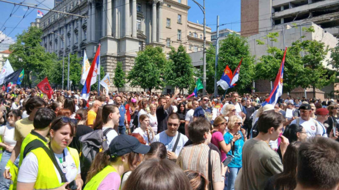 Studenti u blokadi traže vanredne izbore, stiže im podrška opozicionih stranaka