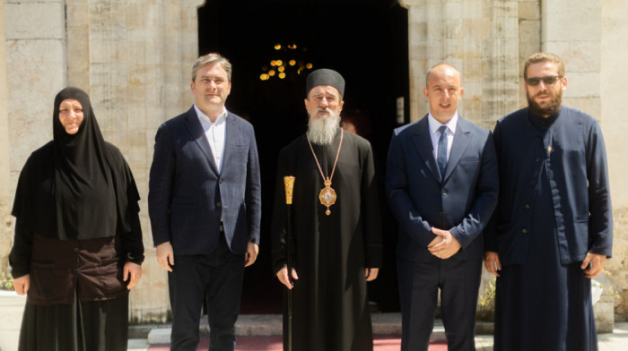 Selaković: Opredeljeno 20 miliona dinara za promenu krova manastira Mileševa
