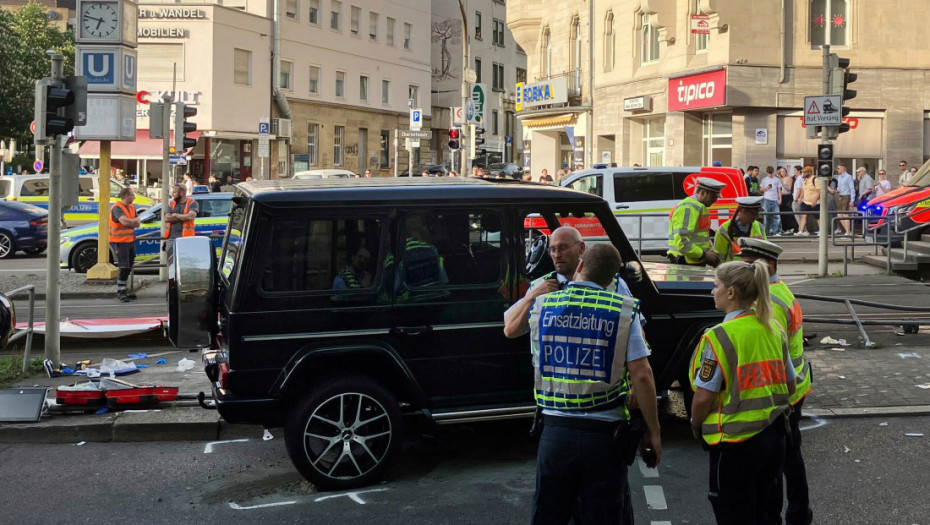 Pilot poginuo u padu malog aviona u Donjoj Saksoniji na severu Nemačke