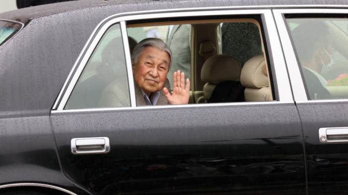 Bivši japanski car Akihito podvrgnuće se bolničkim kardiološkim pregledima