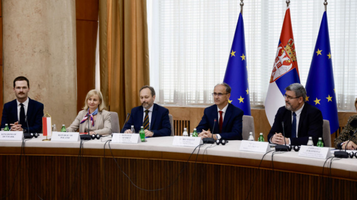 Macut sa ambasadorima zemalja EU: Podrška Srbiji na evropskom putu