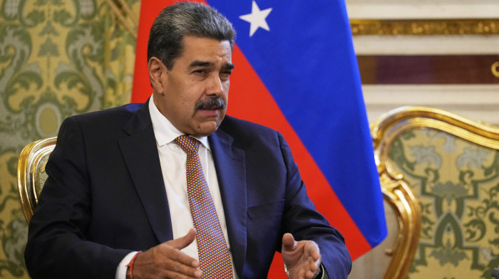 Maduro upozorio SAD da ne napadaju Venecuelu: "Odgovorićemo silom"