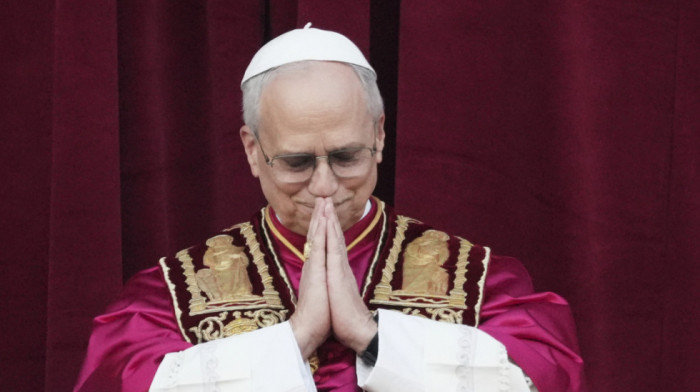 Papa Lav XIV se obratio vernicima: "Neka mir bude sa vama"