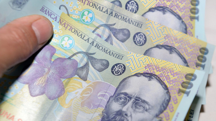 Rumunska valuta pala na istorijski minimum usred političkih previranja