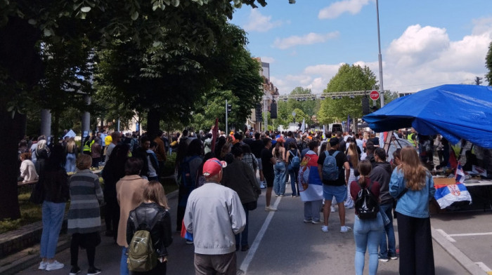 "Marš na Drinu": Protest studenata i srednjoškolaca u Loznici