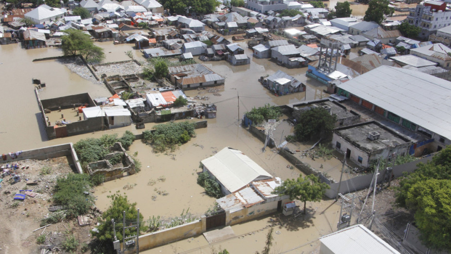 Haos zbog poplava u Somaliji: Najmanje sedam mrtvih u Mogadišu, domovi stotina porodica pod vodom (FOTO)