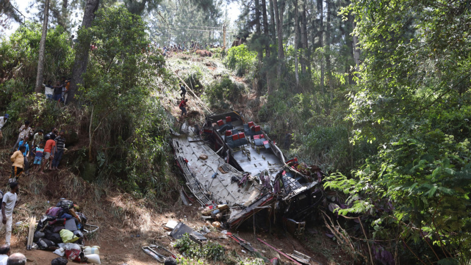Tragedija na Šri Lanki: Autobus pao s litice, poginula 21 osoba