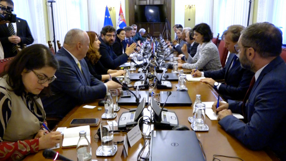 Sastanak opozicionih poslanika sa predsednikom Evropskog saveta Koštom