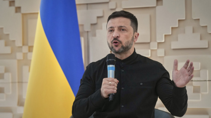 Zelenski čestitao Danu pobedu na izborima rečima da Rumunija zavisi od Ukrajine