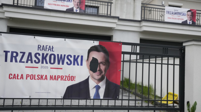 Gradonačelnik Varšave Tšaskovski vodi u prvom krugu predsedničkih izbora u Poljskoj