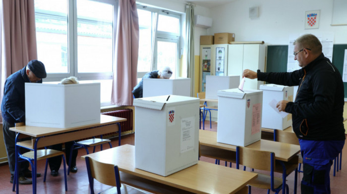 Na lokalnim izborima u Hrvatskoj do 16.30 časova glasala skoro trećina birača