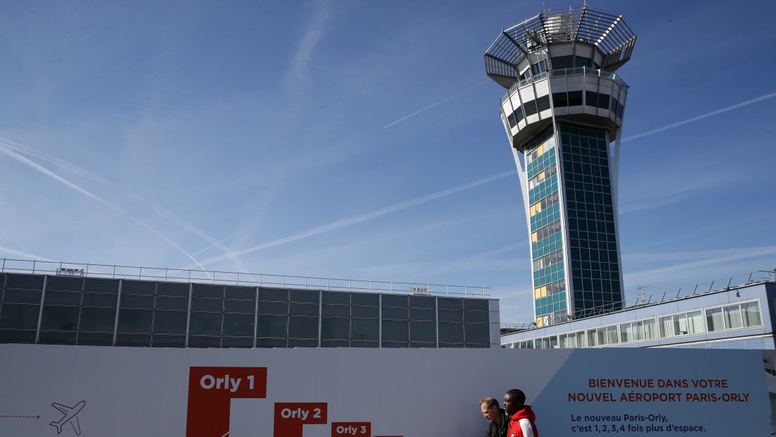 Zbog nevremena u Parizu sa aerodroma Orli otkazano 20 odsto letova