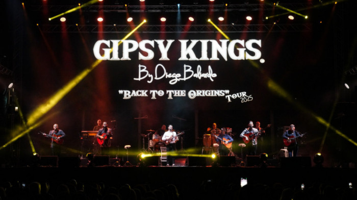 Kombinacija flamenka i rumbe uz prepoznatljive hitove: Gipsy Kings održali koncert u Beogradu na vodi