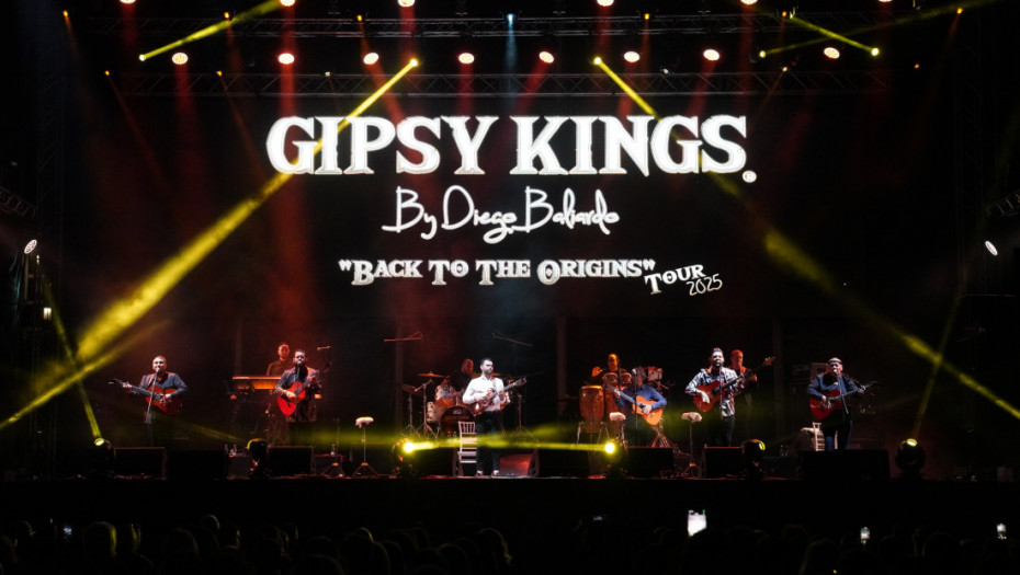 Kombinacija flamenka i rumbe uz prepoznatljive hitove: Gipsy Kings održali koncert u Beogradu na vodi