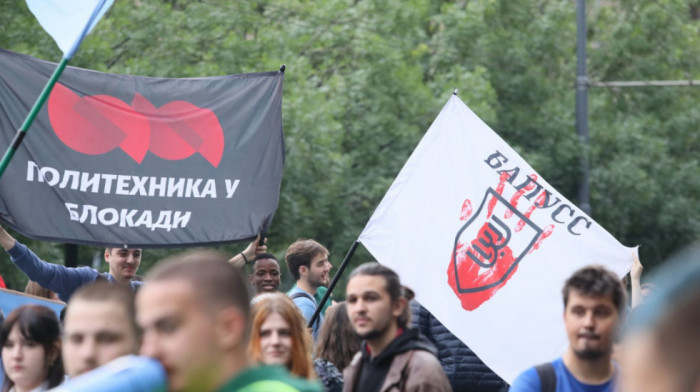 Protest srednjoškolaca zbog produžetka godine