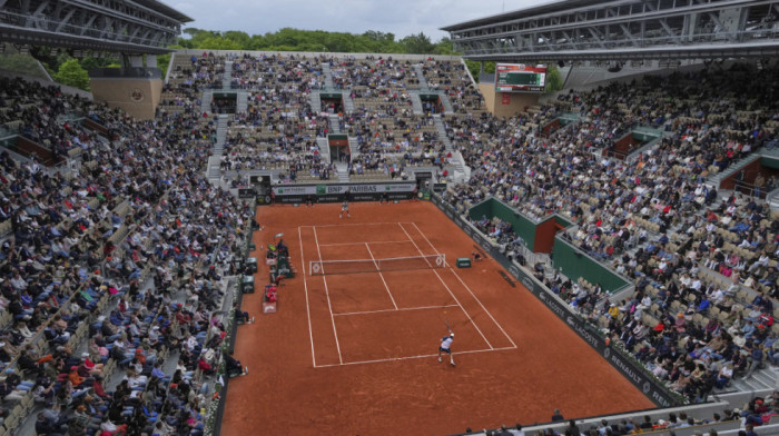 Novak, Đere i Lajović započinju danas takmičenje na Rolan Garosu