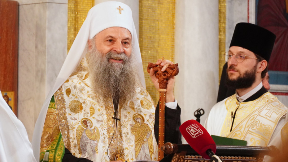 Porfirije krstio mlade svetosavace u hramu Svetog Simeona Mirotočivog