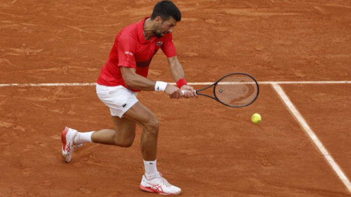 Novak Đoković igra za osminu finala Rolan Garosa: Mišolić uživo, fudbal odloženo