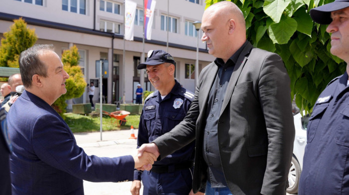 Dačić u Kosjeriću: Građani se moraju osećati sigurno bez obzira na to gde žive