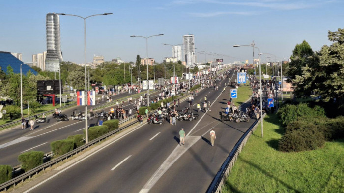 Protesti studenata u blokadi u više gradova, u Beogradu blokirani Gazela i Brankov most